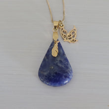 Charger l&#39;image dans la galerie, Collier papillon en acier et sodalite - Petite Rainette