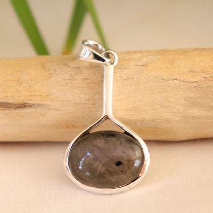 Pendentif en argent et labradorite